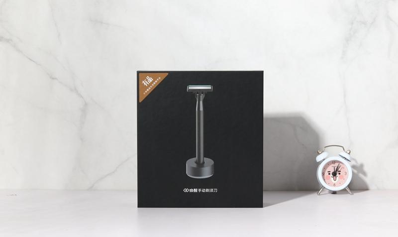 舒适、顺滑，拒绝做“渣男”焕醒手动剃须刀套装体验
