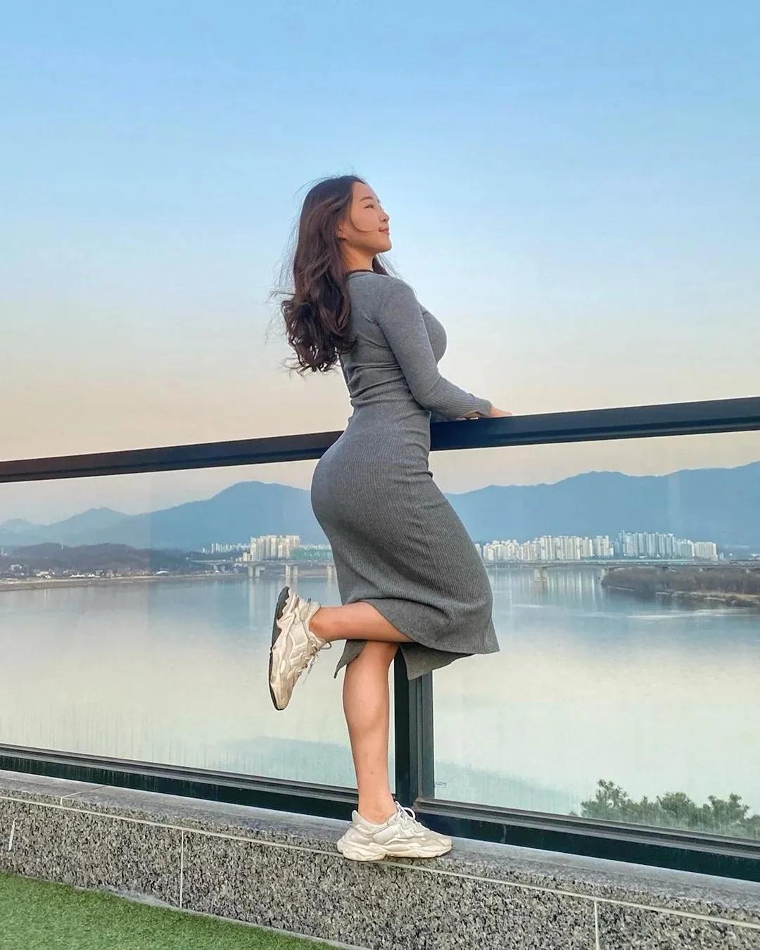 女人味十足微胖美女性感可爱小姐姐你喜欢吗图片
