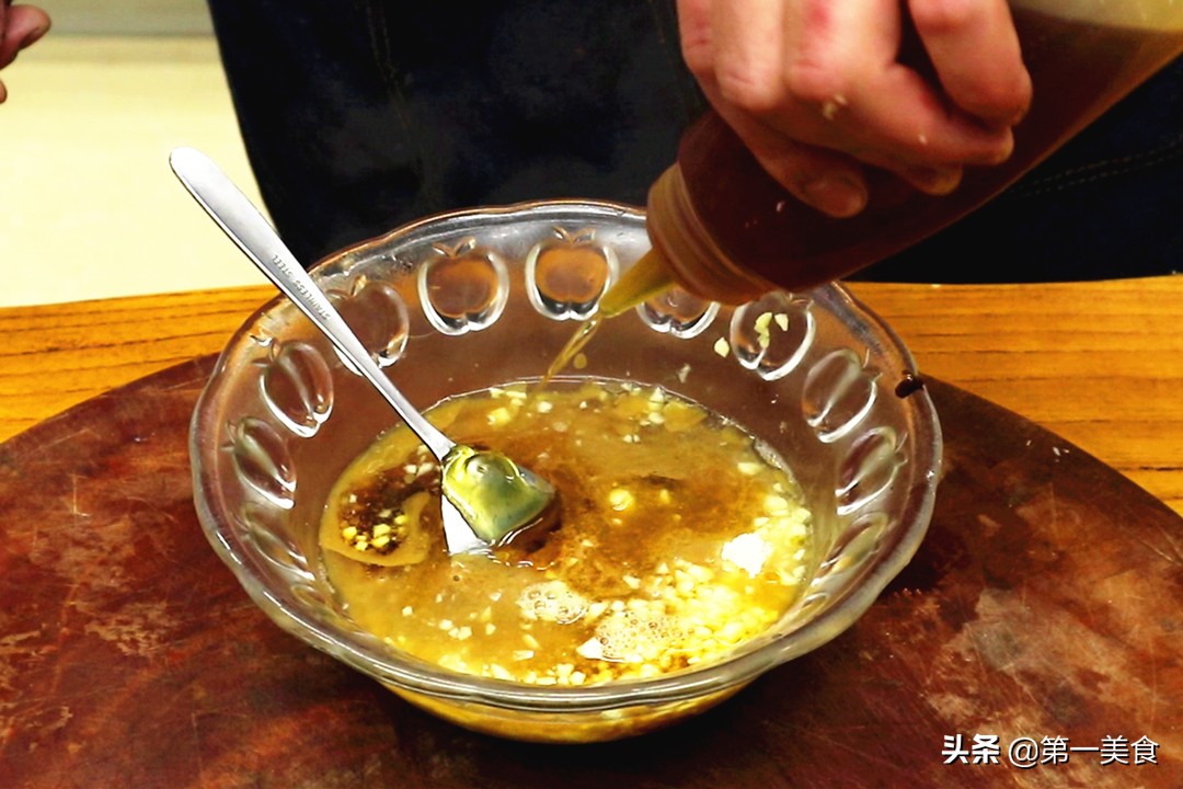 图片[5]-老北京牌的“乾隆白菜”！不开火特简单 鲜甜脆爽、吃着比肉香-起舞食谱网