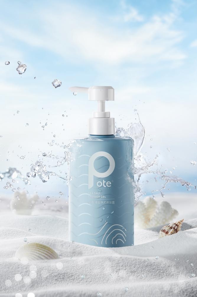 Pote柏缇与《阳光姐妹淘》周扬青一起，get潮流品牌