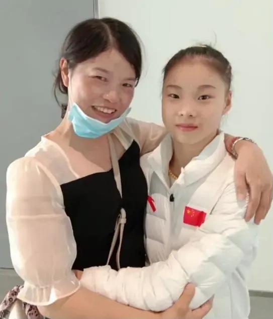 东京奥运会上为国争光的金牌得主们，分别来自哪里？