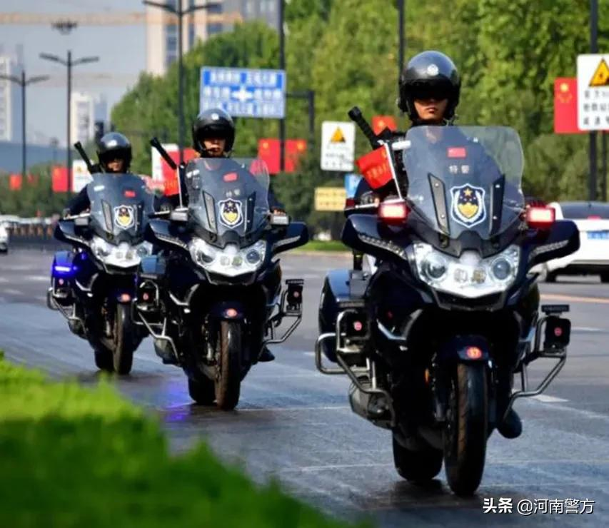 河南好“枫”警丨我是警察