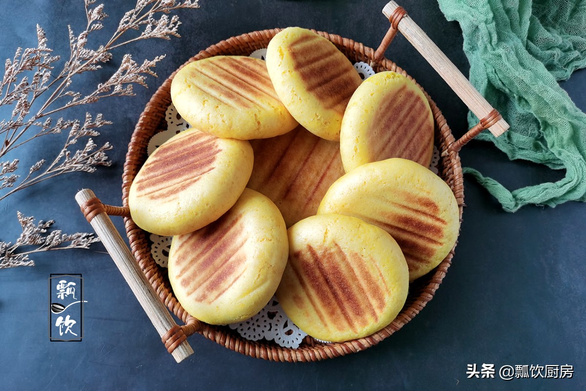 秋凉美食，多吃这饼，外焦脆里香软，能量满载，比吃面包都香