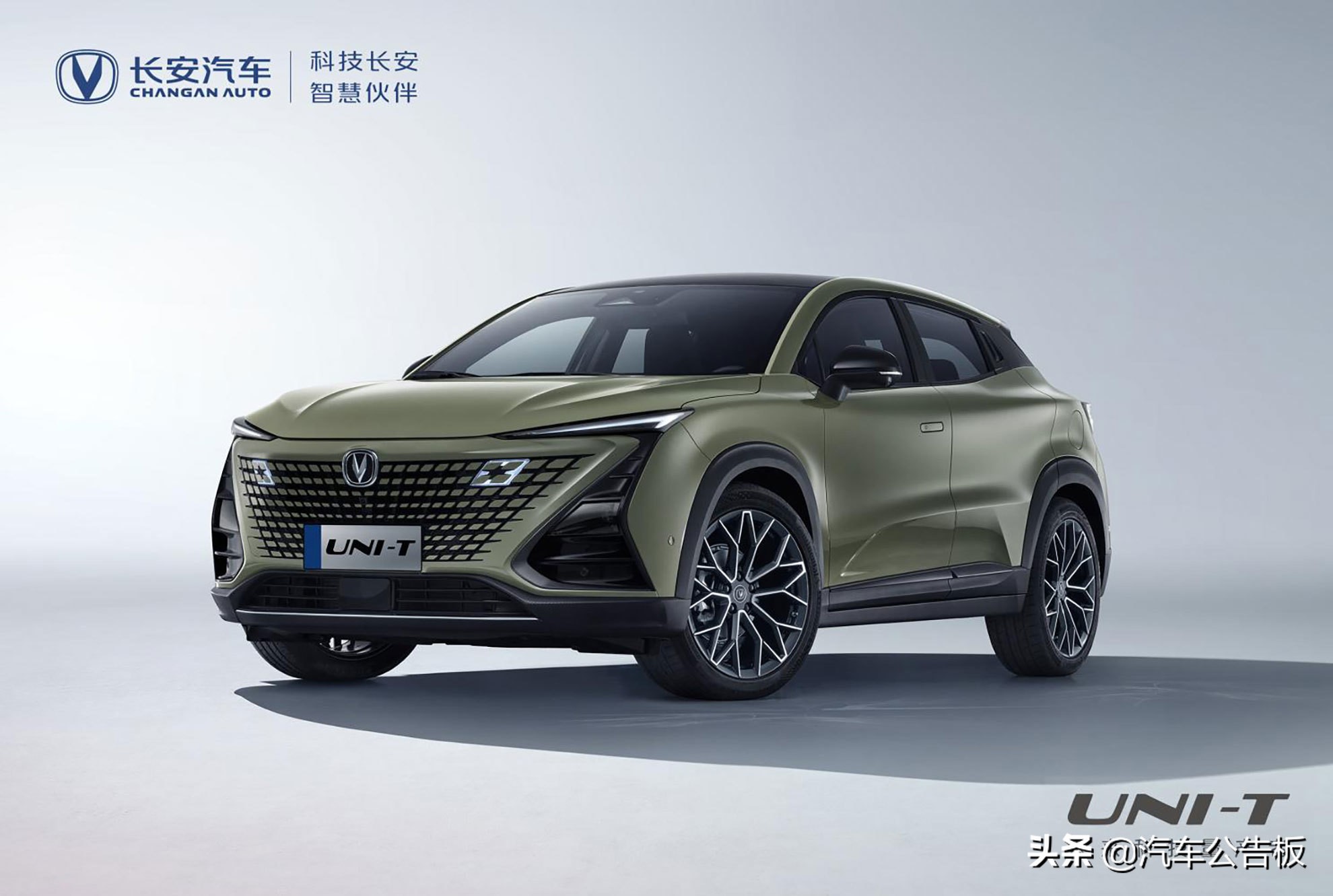 The new Changan UNI-T is coming, not only new colors, but also 2.0T ...