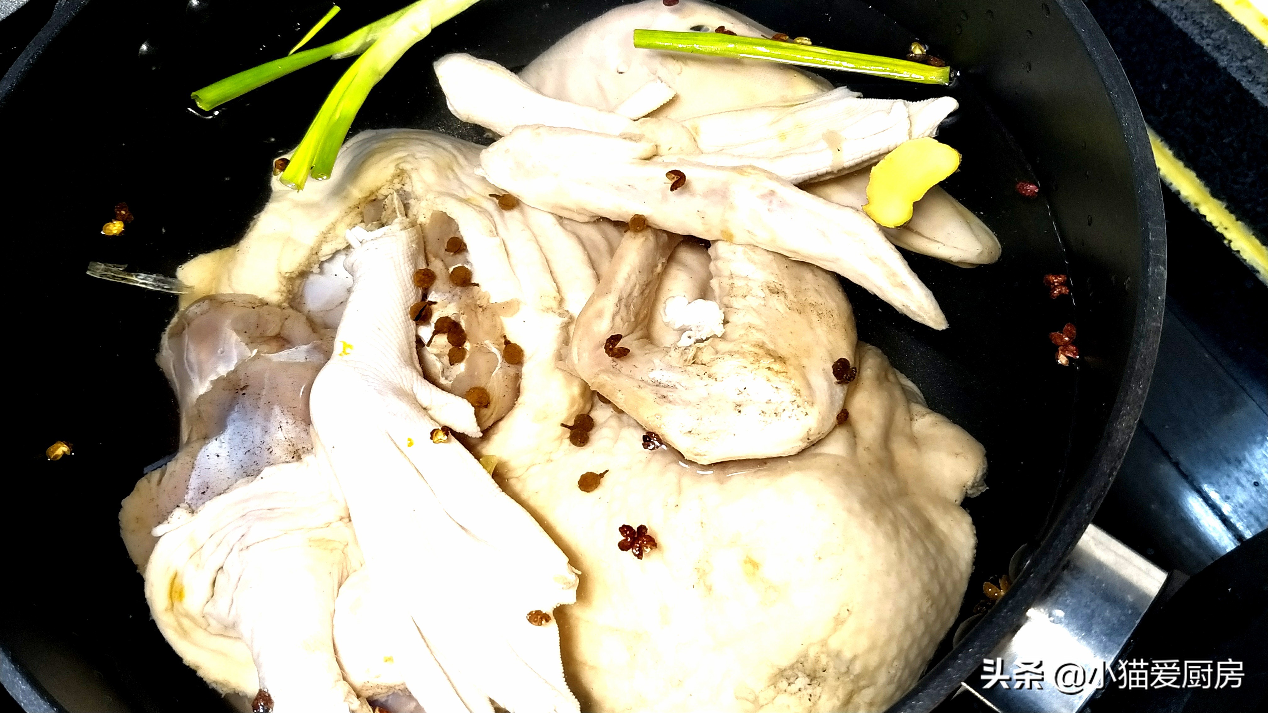 图片[9]-【盐水鸭】做法步骤图 好吃咸香入骨 肉质紧实有嚼劲-起舞食谱网