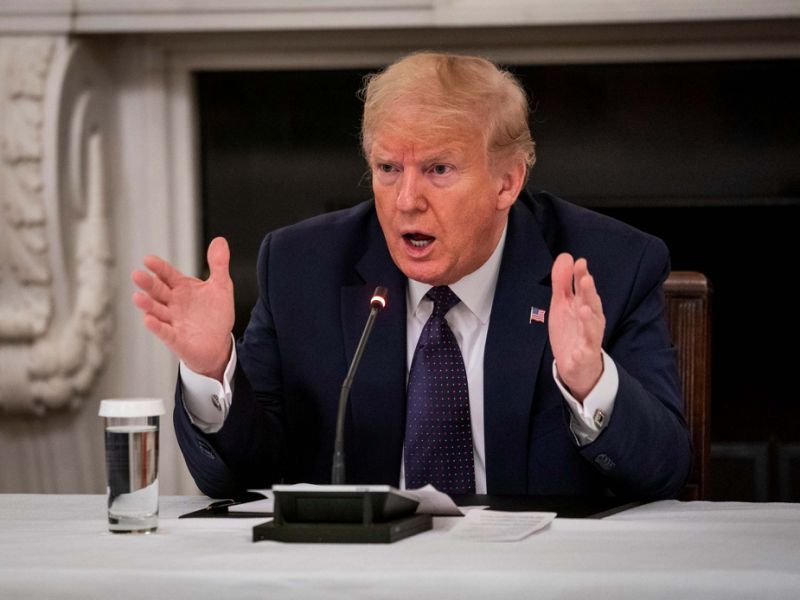 特朗普吃羟氯喹被佩洛西嘲讽：他年纪大又病态