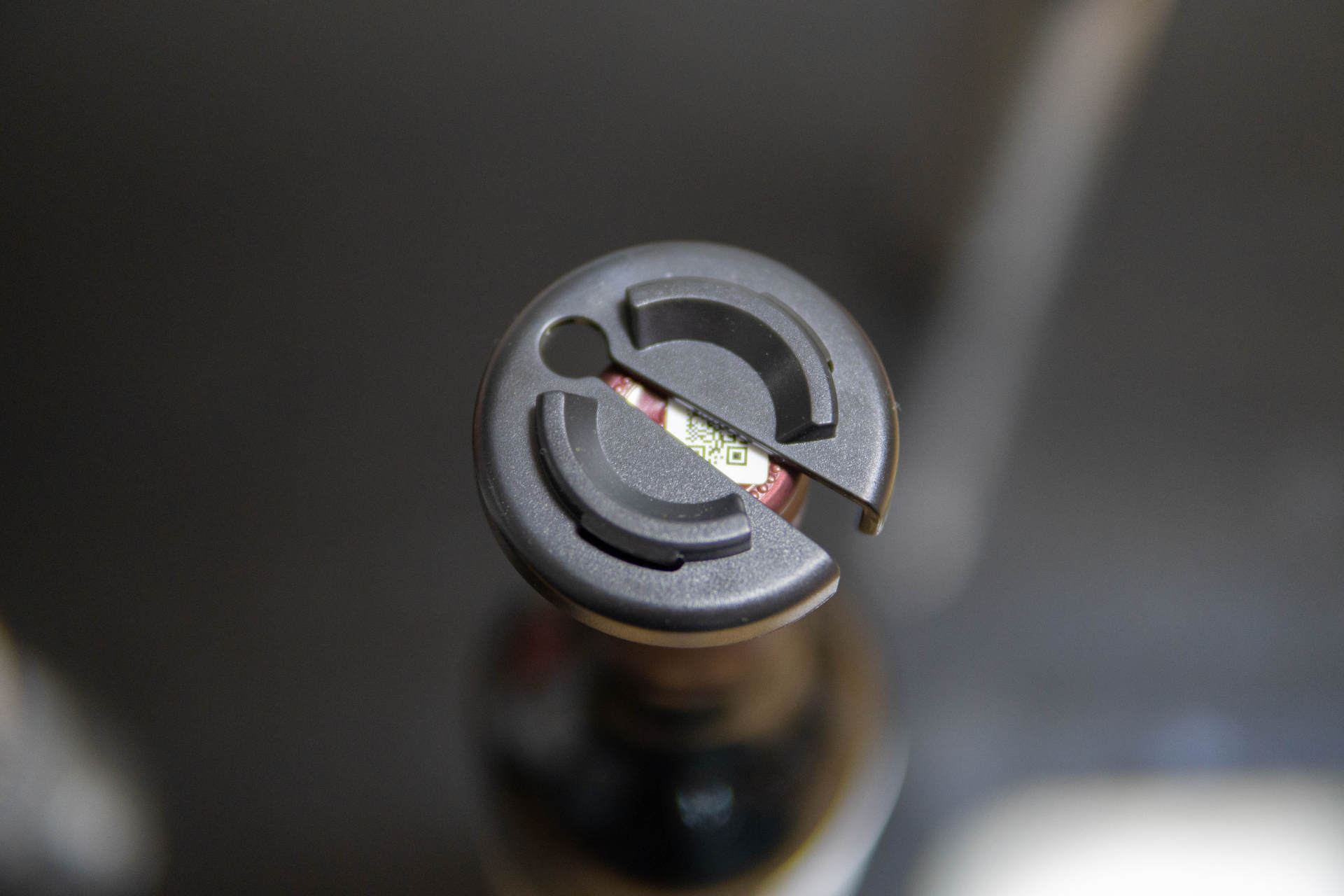 五一假期小酌一杯，圆乐啤酒红酒二合一开瓶器仪式感满满