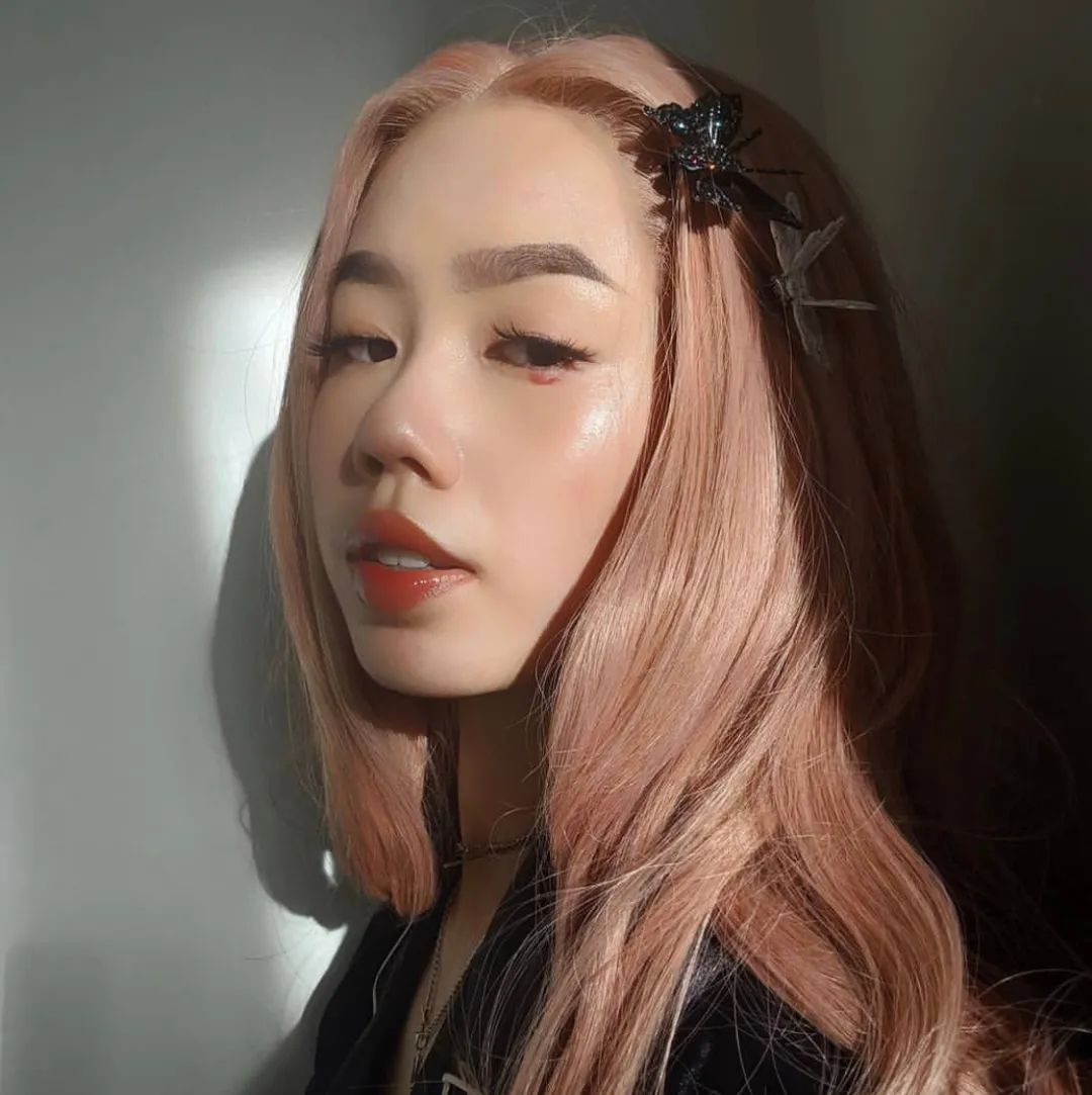 女生由丑变漂亮的关键是？