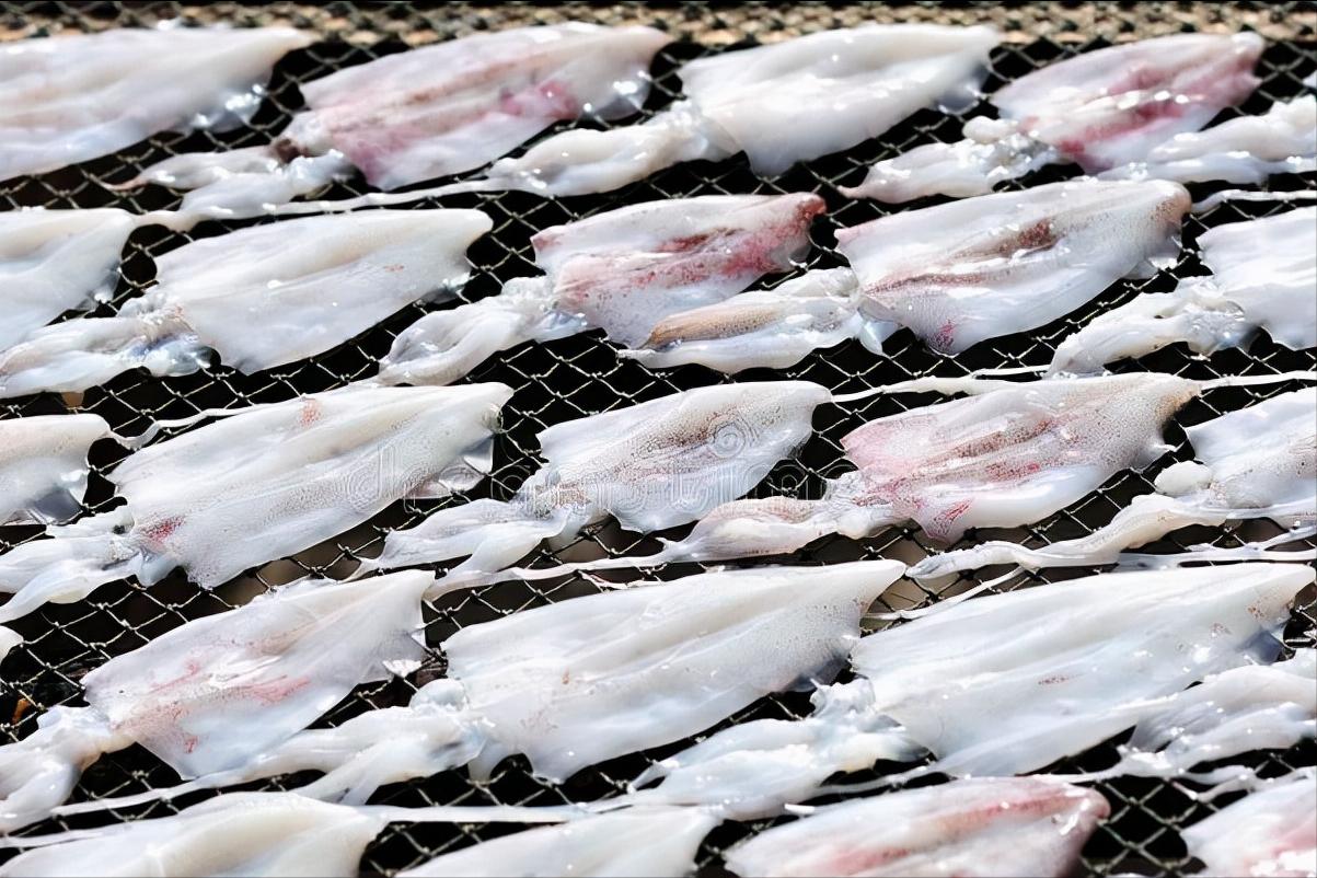 Soak dried squid, just soak in water is not enough, add 2 things, soak