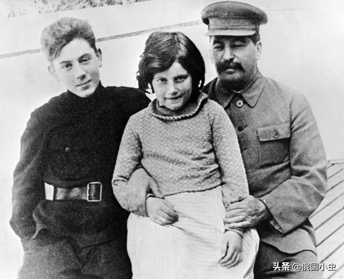 Children of Stalin - iNEWS