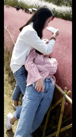 Does the girl give boudoir honey to take a picture with this kind of pose? The friendship that this looks even if spends a lot breaths out Hahahaha