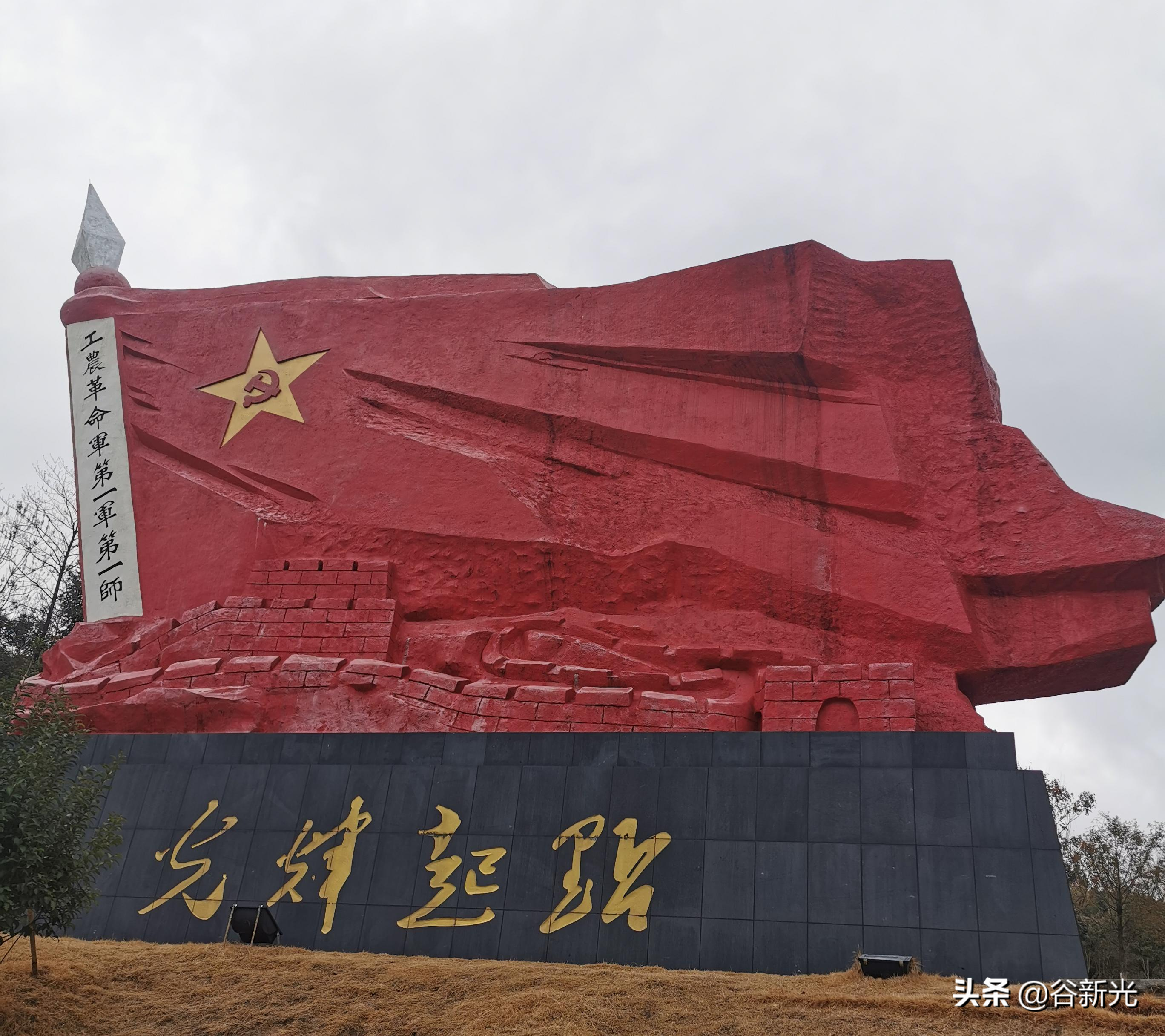 起义困境中的毛泽东，凭什么从800人的队伍中看到希望？