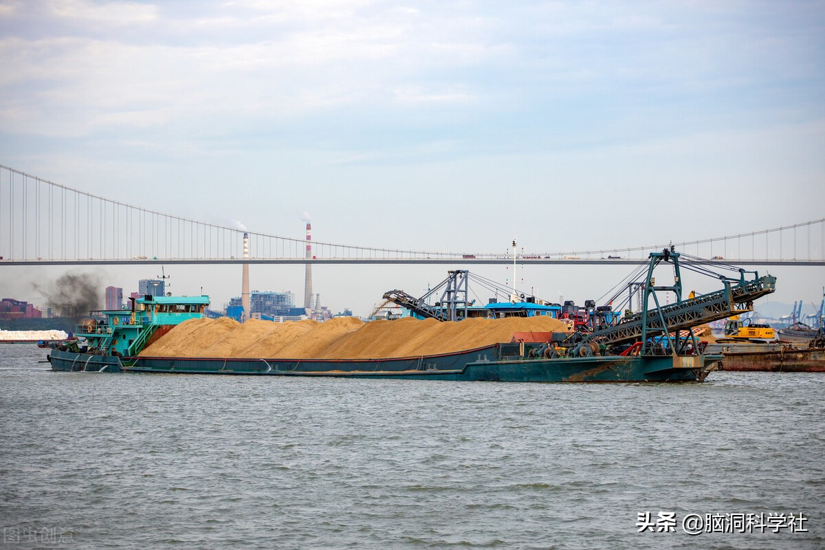 沙漠里沙子那么多？怎么建筑業(yè)還缺砂？是因為沙漠的砂粒不好用？