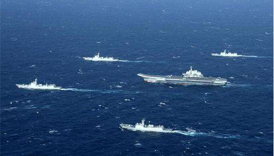 大消息！江南船厂巨型浮船坞已下水，003航母分