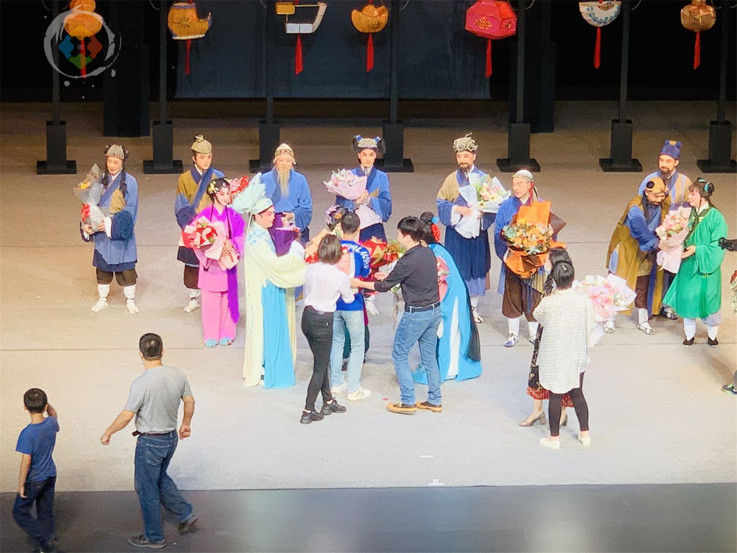 中国传统戏曲是“濒危物种”？重庆川剧砥砺前行，票价越来越便宜