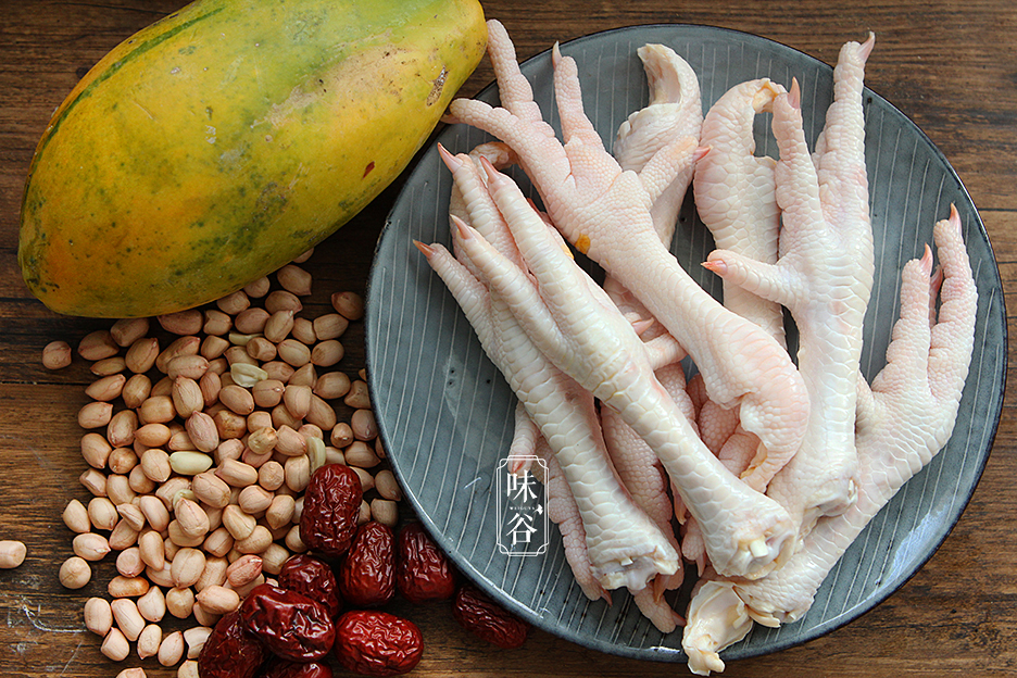 夏天遇到这瓜别手软，用来煲汤清润可口，皮肤水当当，比敷面膜强