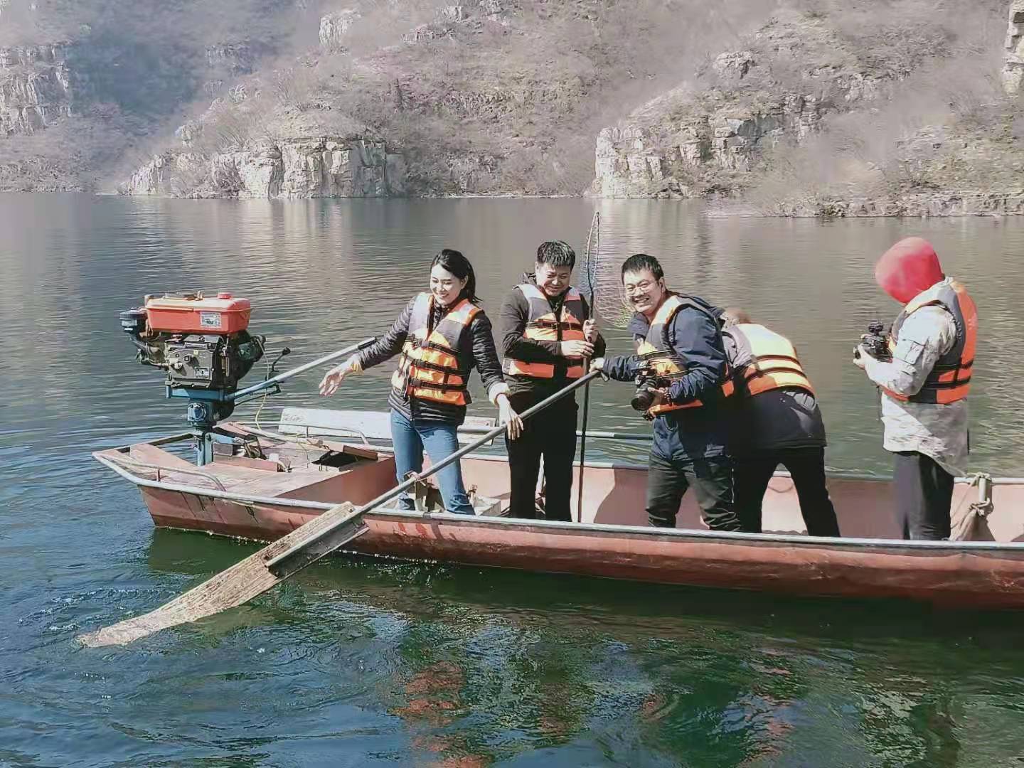 央视《味道》栏目摄制组莅临济源探寻黄河鲤鱼味道