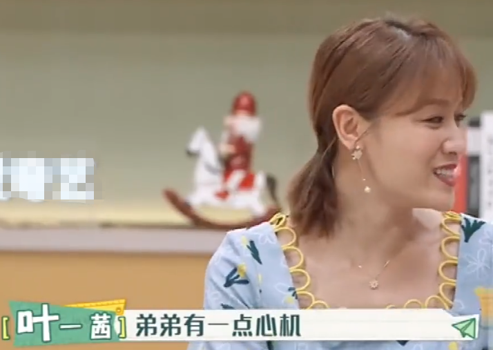 森碟和弟弟争宠，大宝小宝如“仇人”的背后，来源于父母的不公平