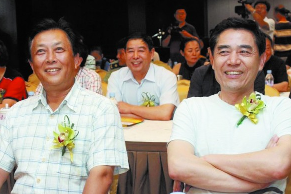 陈宝国：一段婚姻一个孩子，与妻子相爱47年，儿子也是男一号