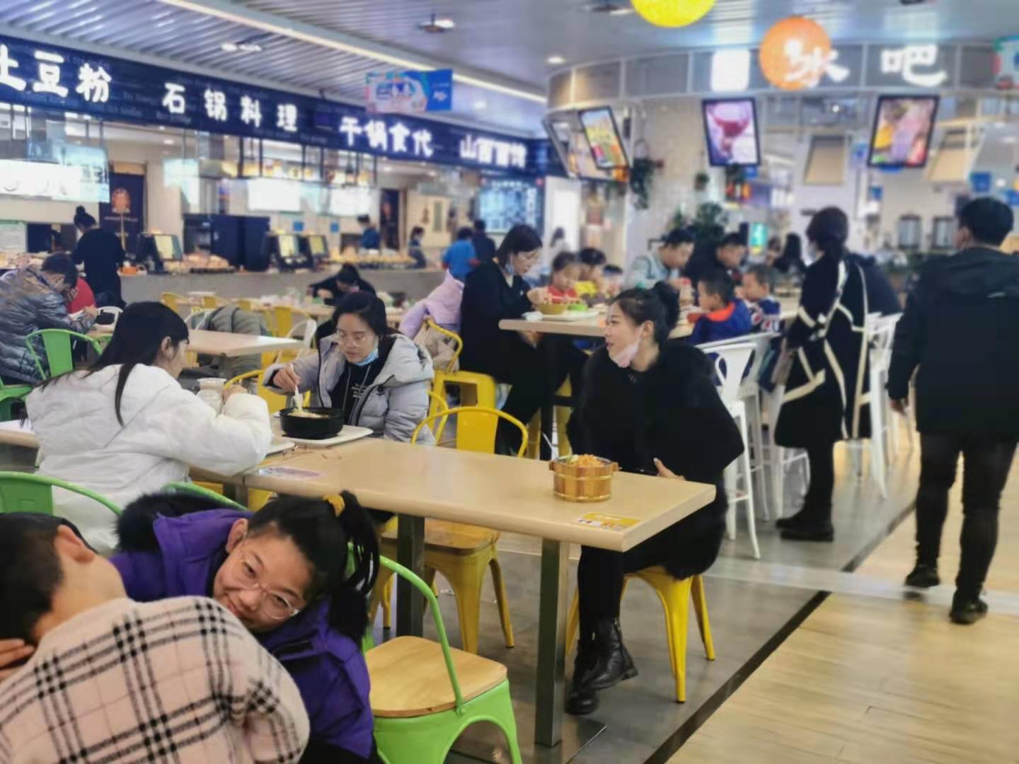 河北唐山：荟百味百店直播，引领时尚餐饮消费