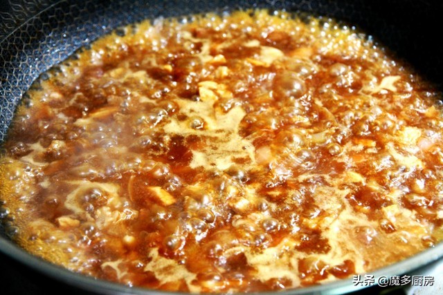 A favorite dish since I was a child, as long as 1 onion and 1 pork, it’s easy to make and eat. It’s so delicious
