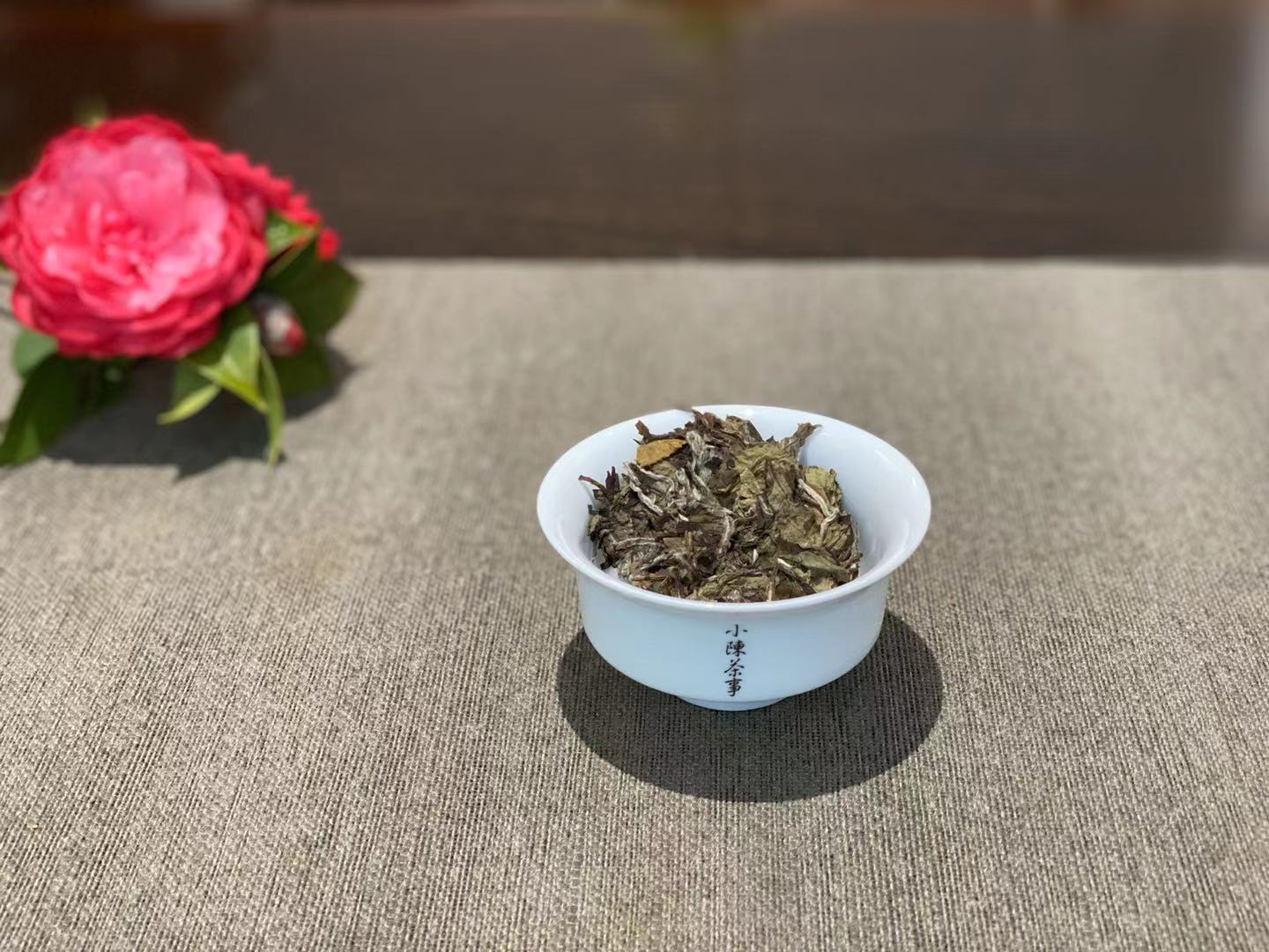 绿茶买龙井，红茶买金骏眉，白茶买老白茶，追着名气买茶有错吗？