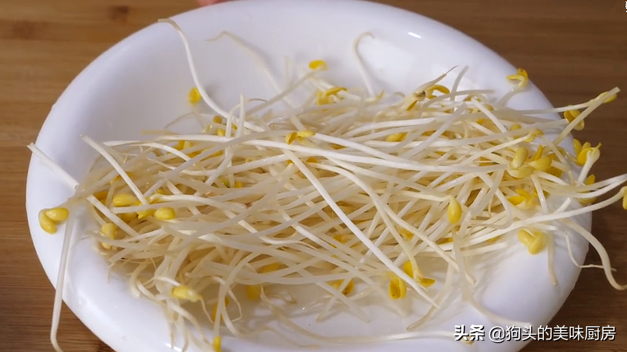 麵條別煮著吃了，教你一個做法，我家一周能吃上6回，比肉還香