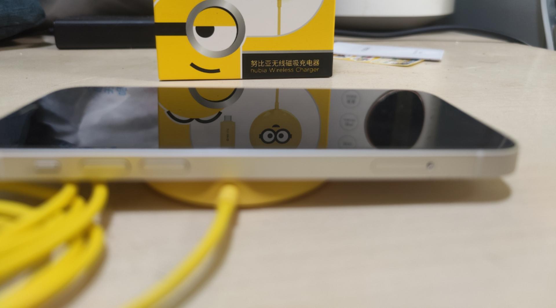 有颜又有真实力，努比亚x小黄人充电套装上手后立马种草