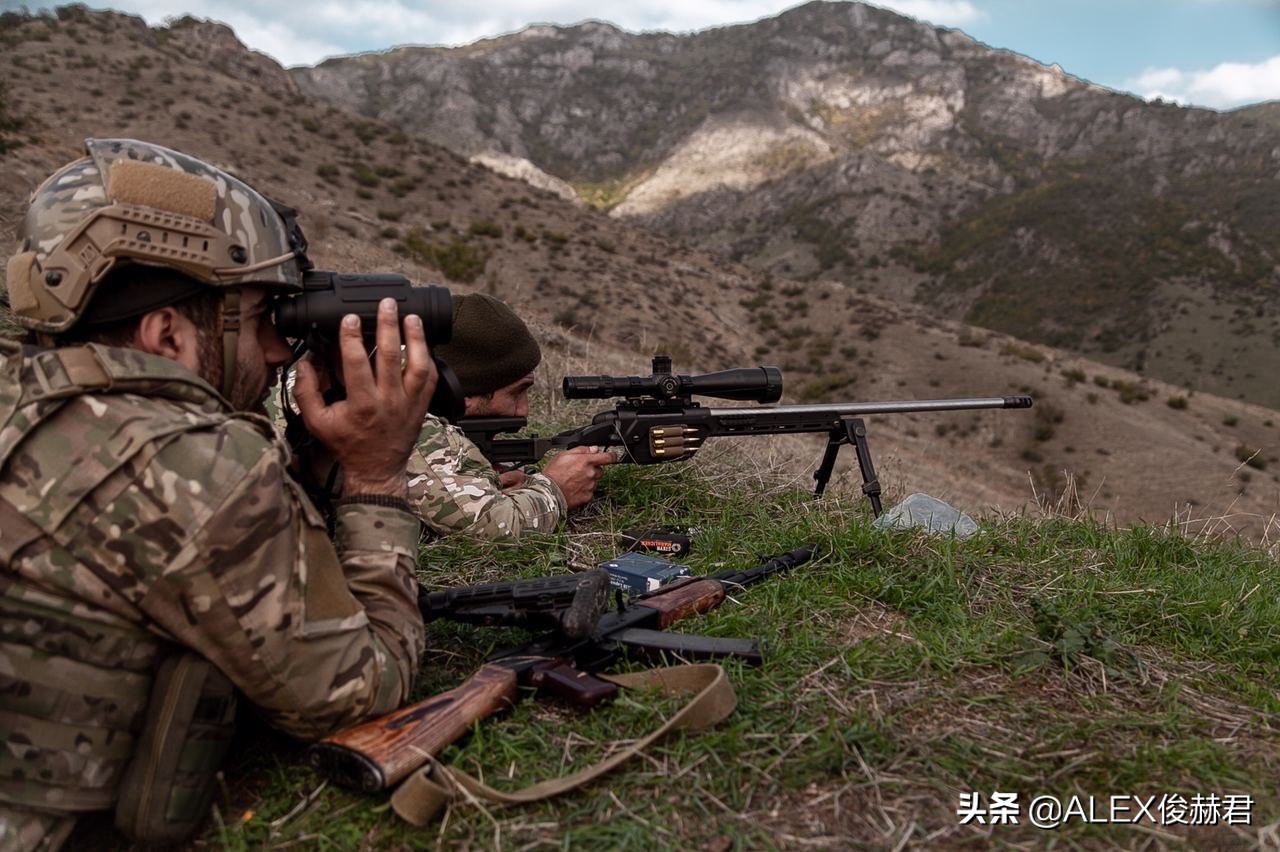 亚美尼亚特种部队狙击手山顶设伏：吉利服神马