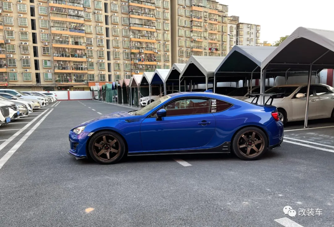 7万把斯巴鲁BRZ挪到屋里 从此环游世界都不是梦?