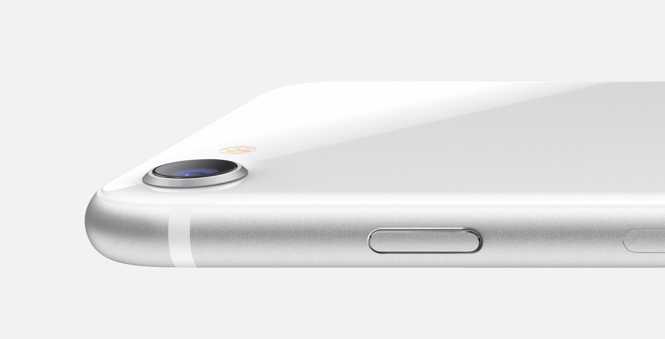 新一代苹果iPhone SE公布 起市场价仅3000左右！