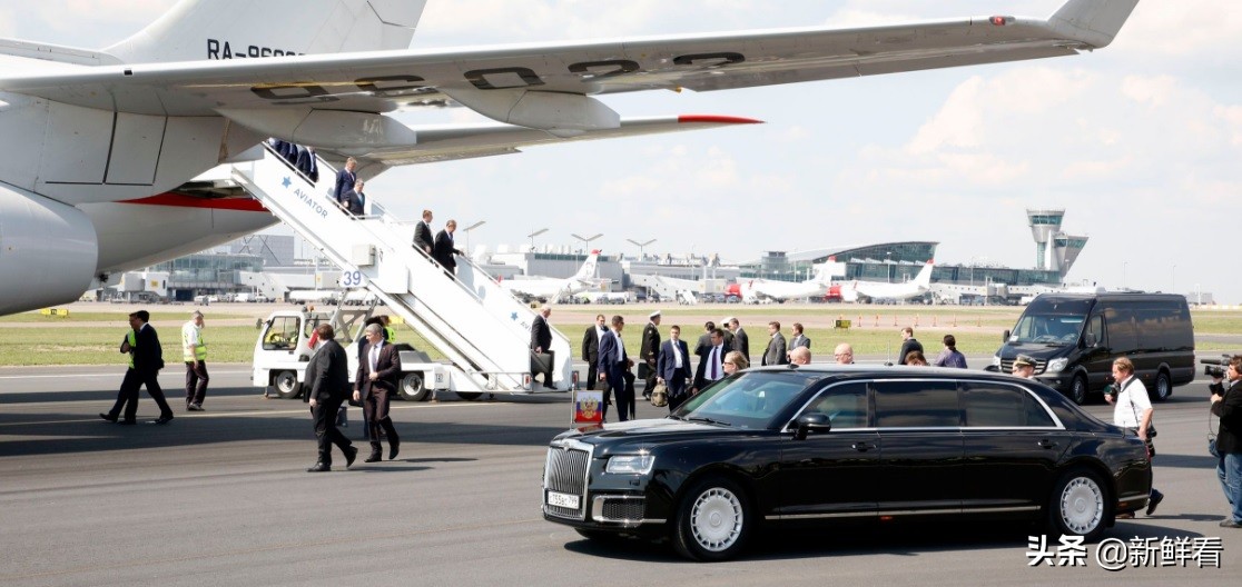 普京的“空军1号”飞机，总统嫌弃旧内饰改装，专机空姐啥样？