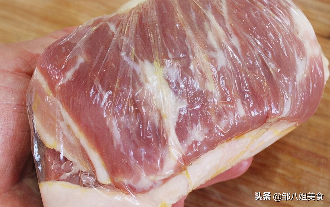 保存猪肉，不要直接塞进冰箱冷冻，教您正确方法，冻肉吃着像鲜肉