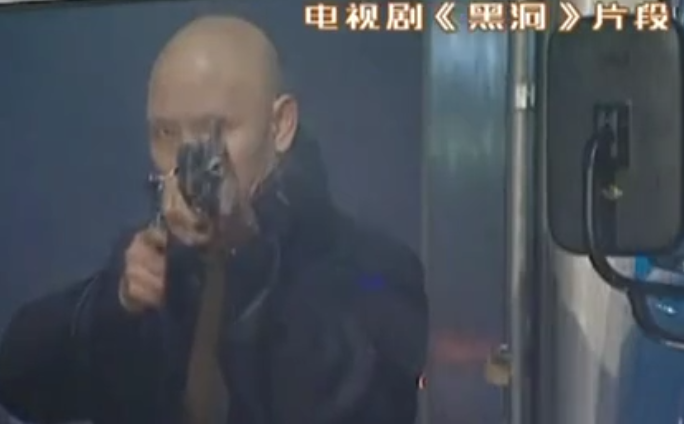 “国宝级坏蛋”杜玉明：常被派出所“请喝茶”，他演好人观众不信