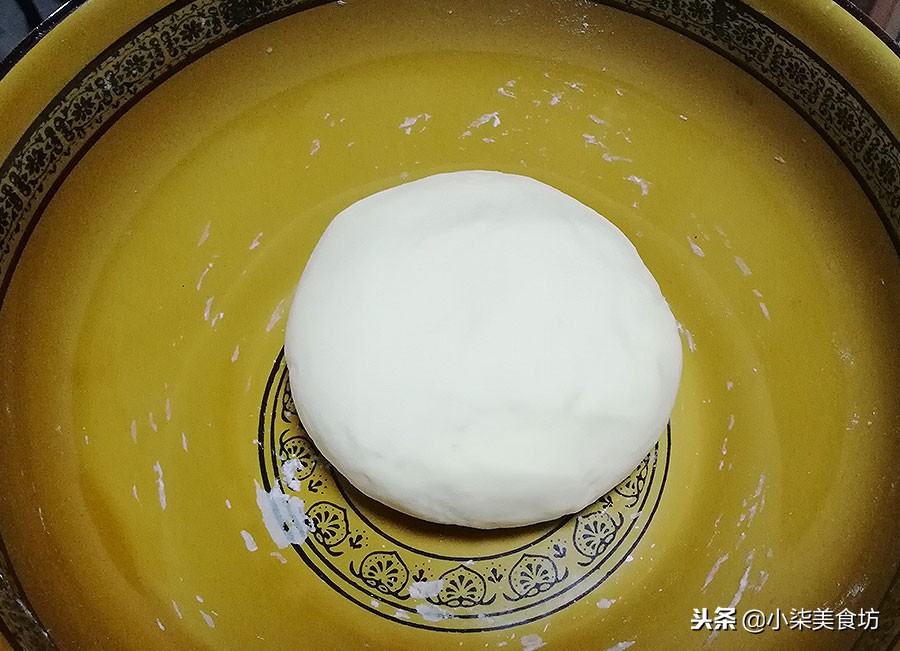 图片[4]-三鲜蒸饺家常做法 开水一烫 不用饧面 皮薄馅大 咬一口很过瘾-起舞食谱网