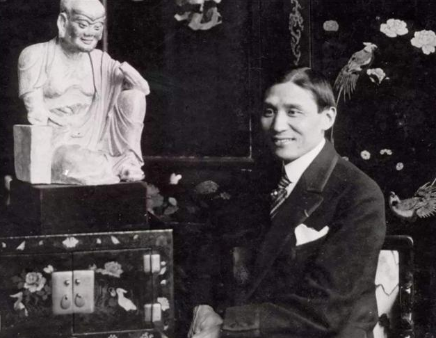 他为发财倒卖文物，迎娶15岁妻子，意在与岳母偷