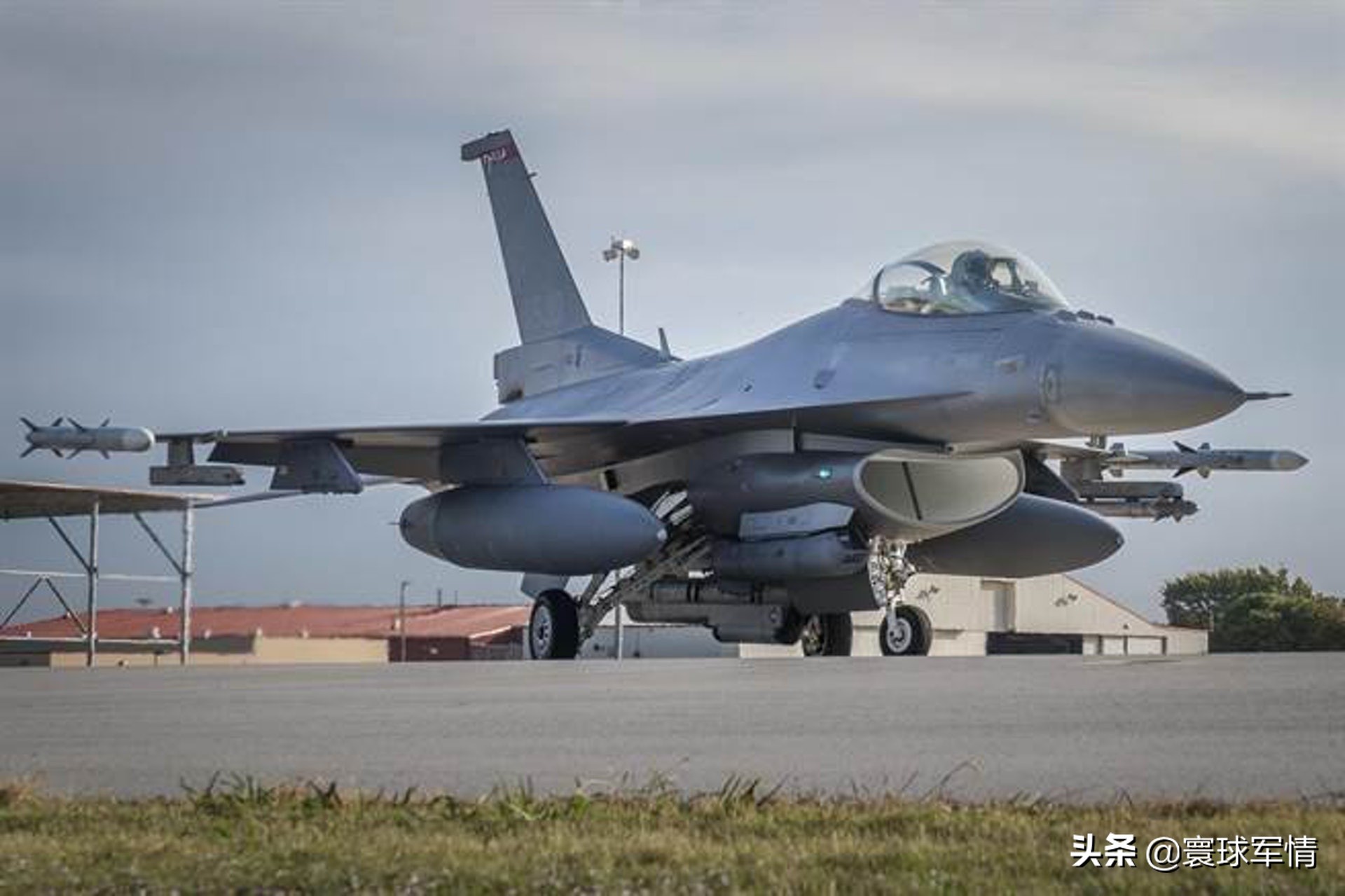̨��F16���ָ��ɣ����������ٴε�̨��ר�ң����ϲ��ϱ�������