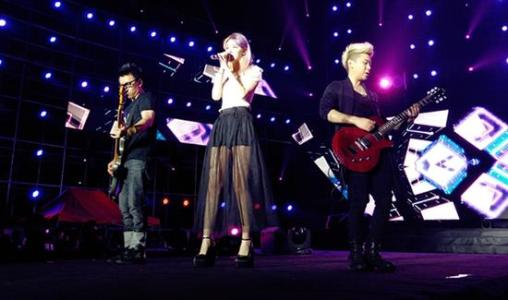 11年后花儿乐队卷土重来，乐队还是那个乐队，只