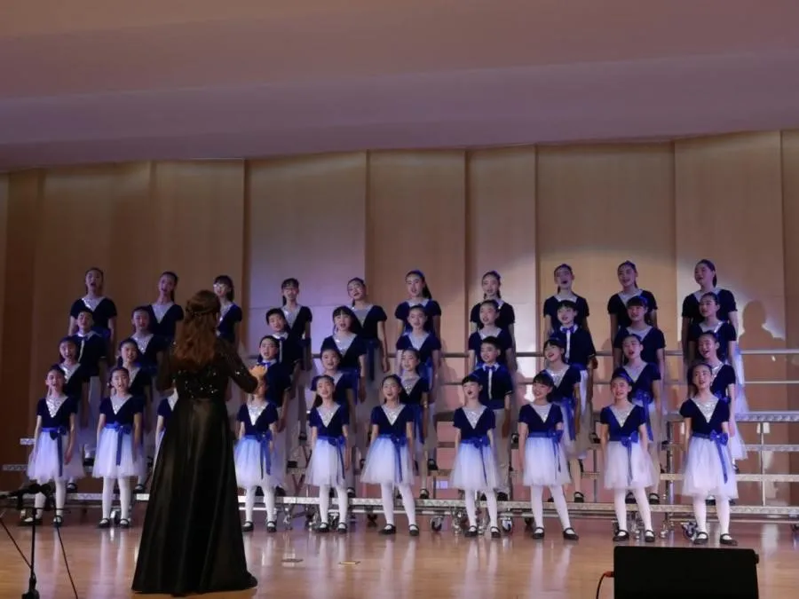 悦耳歌声 满载希望——双流区彭镇小学在艺术节合唱比赛中获佳绩