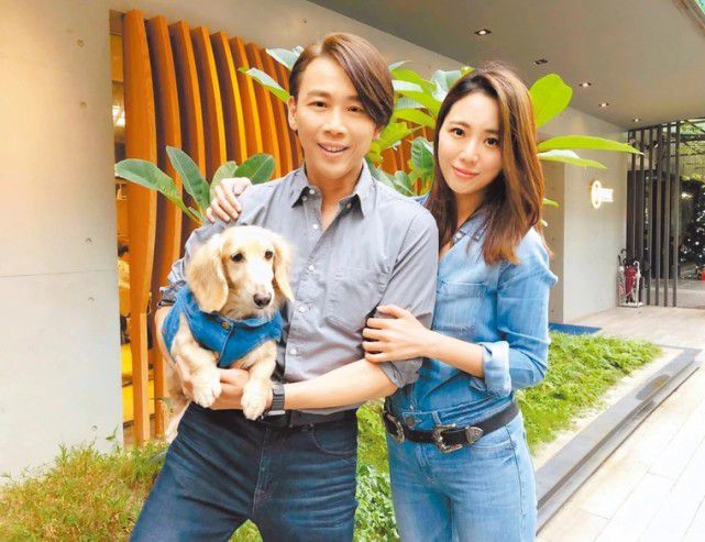 妻子晒全家福为陶喆庆生，夫妻相互表白，走过婚变危机后更恩爱