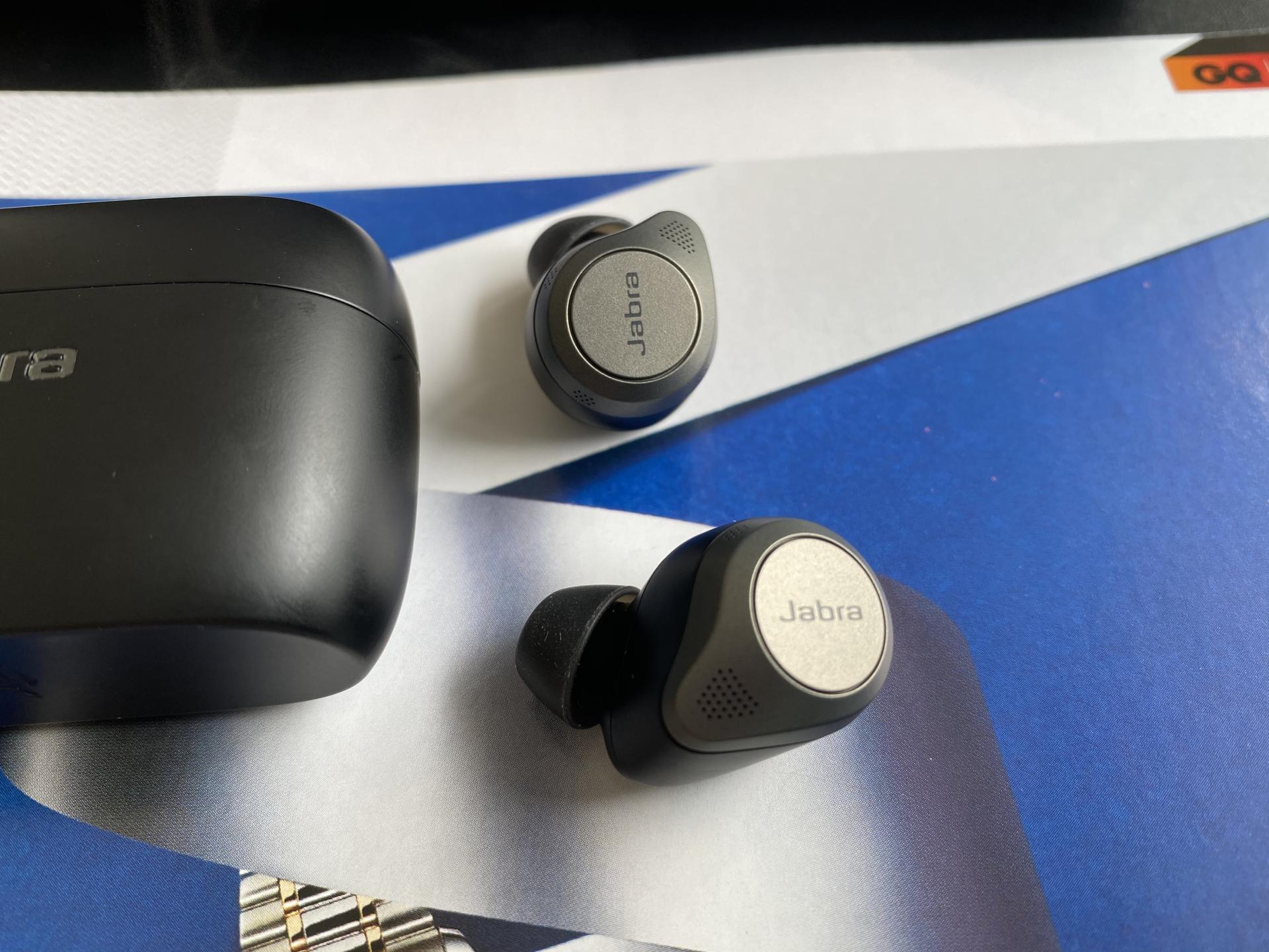 蓝牙耳机巅峰之作Jabra ELITE 85t双芯混合降噪真无线耳机测评体验