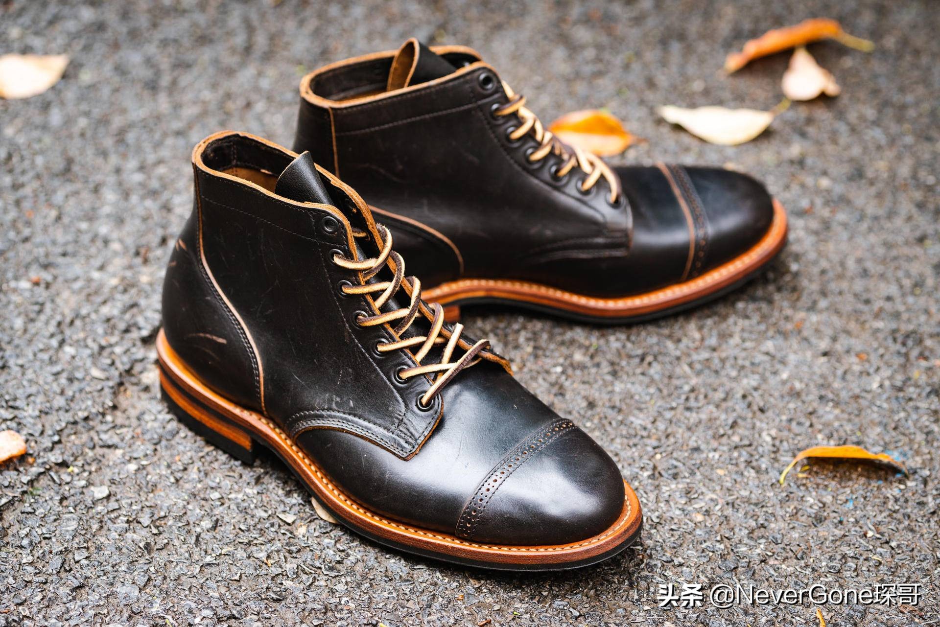 搞双“奢侈品”工装靴穿穿吧——Viberg 2030 固特异版本