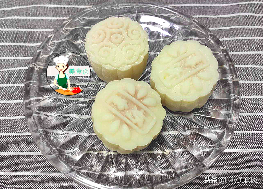 想吃月饼不用去买了，自己做不用烤箱、低糖低油不腻，吃过还想吃