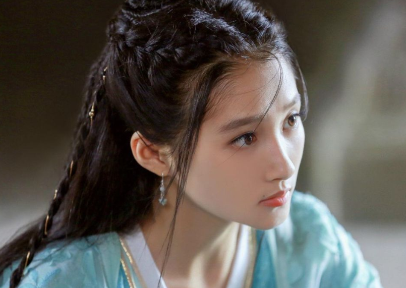 《王牌对王牌》收官，关晓彤转身拍新剧，我却