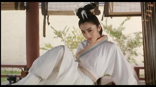 金庸唯一没被翻拍的作品，导演：因2位女主描述