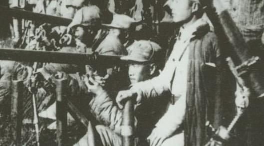 长春之困，我军不让一粒粮一根草进入，后来高