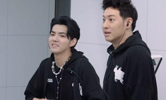 吴亦凡刑拘事件升级，潘玮柏林俊杰被波及，今年内会一锤定音
