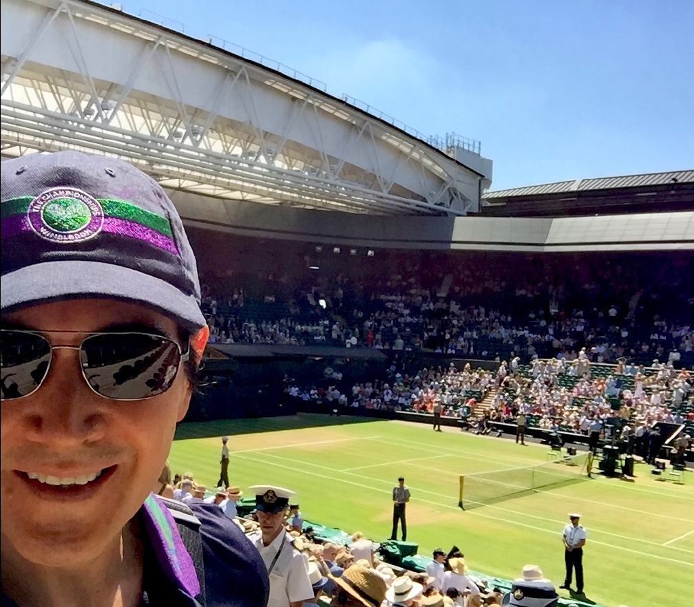 34年前春晚爆红后又去了美国发展，费翔现在过得