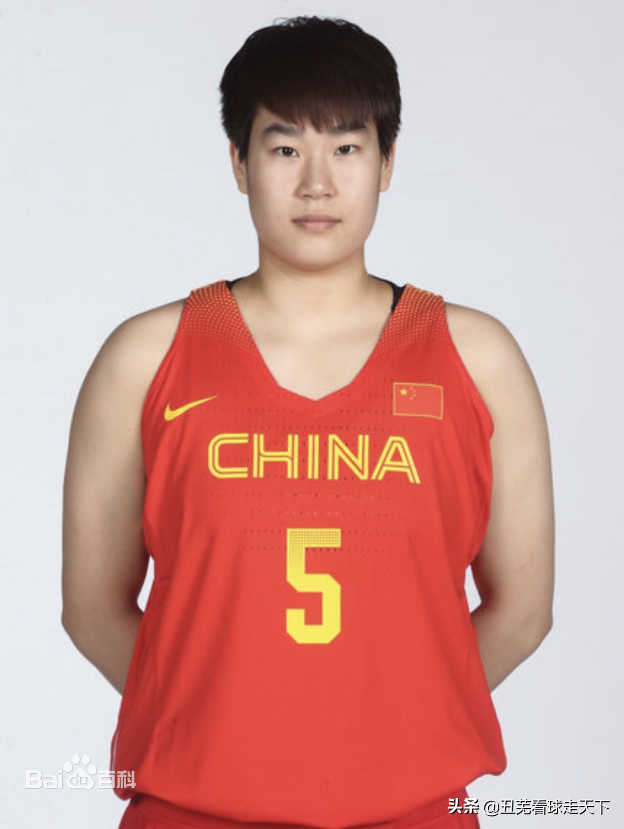 两豪强针锋相对，四劲旅虎视眈眈，新赛季女篮六大锋线组合排名榜