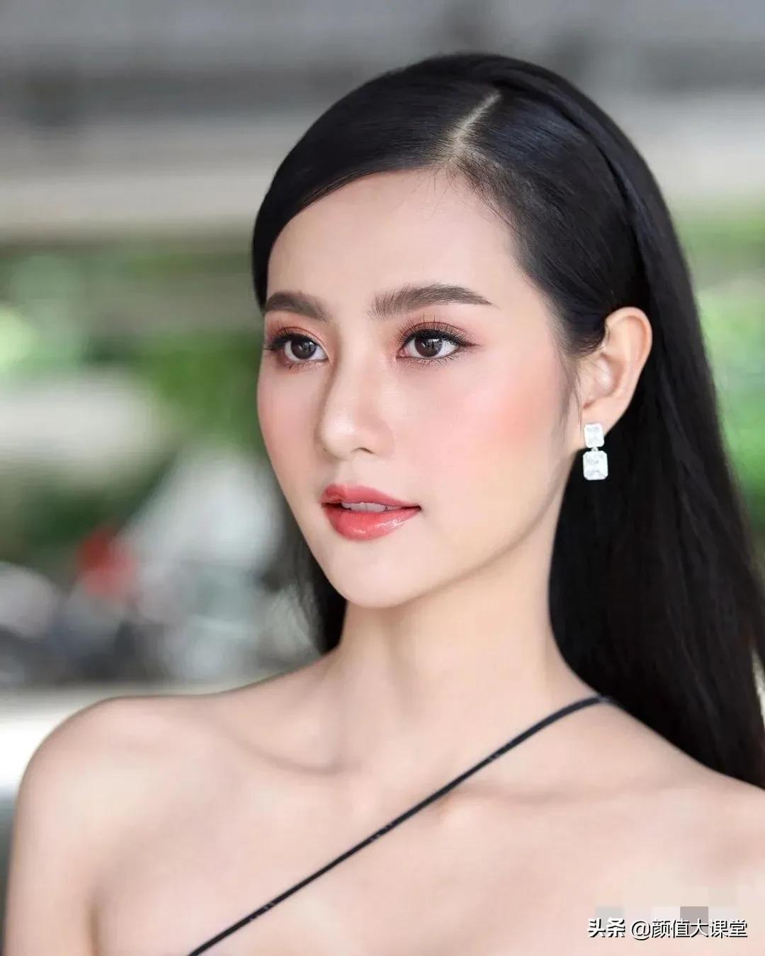 Thai beauty: Budali Vollanon - iNEWS